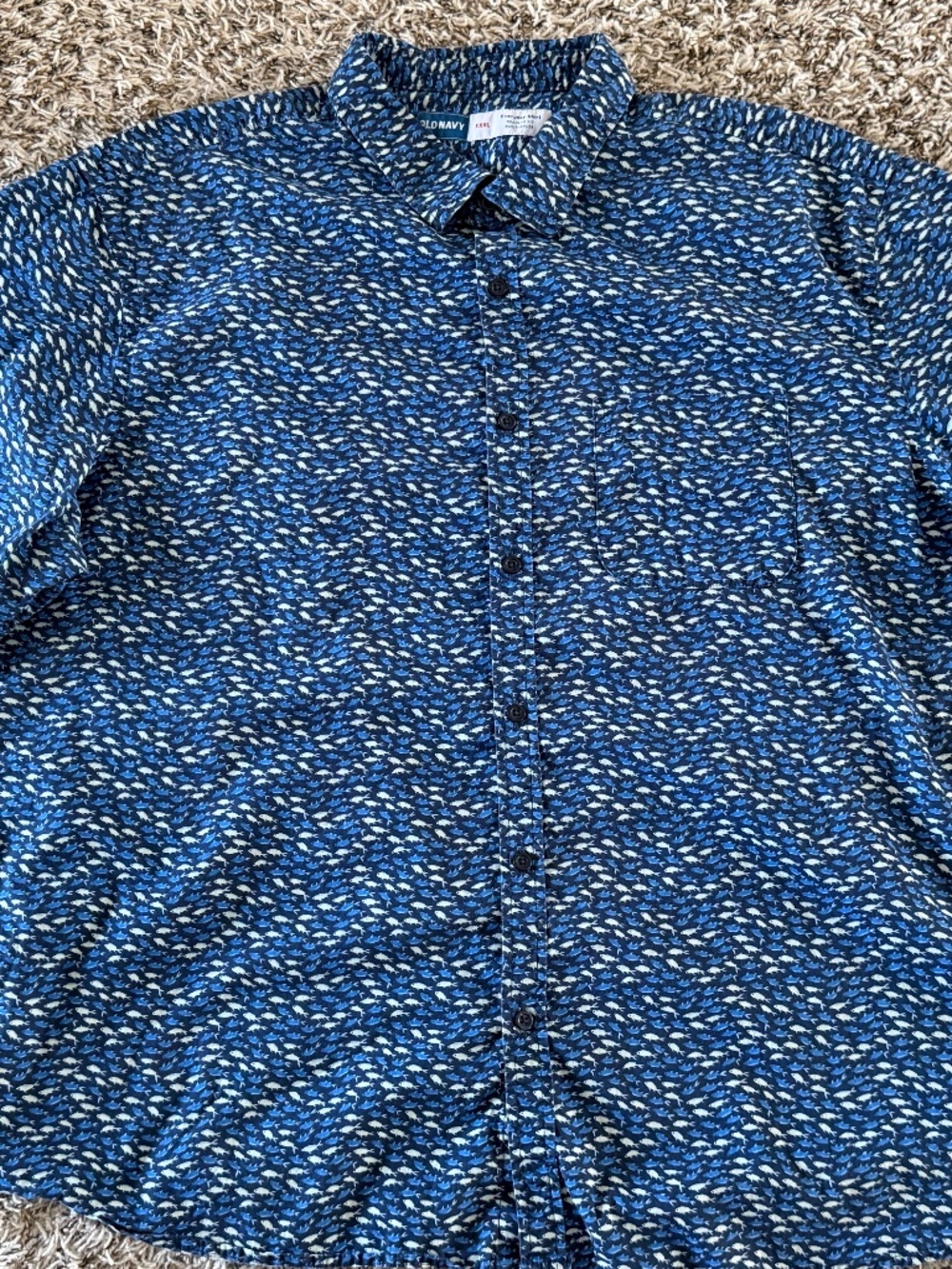 Old Navy Men’s Blue Fish Print Short Sleeve Button-Up Shirt XXXL
